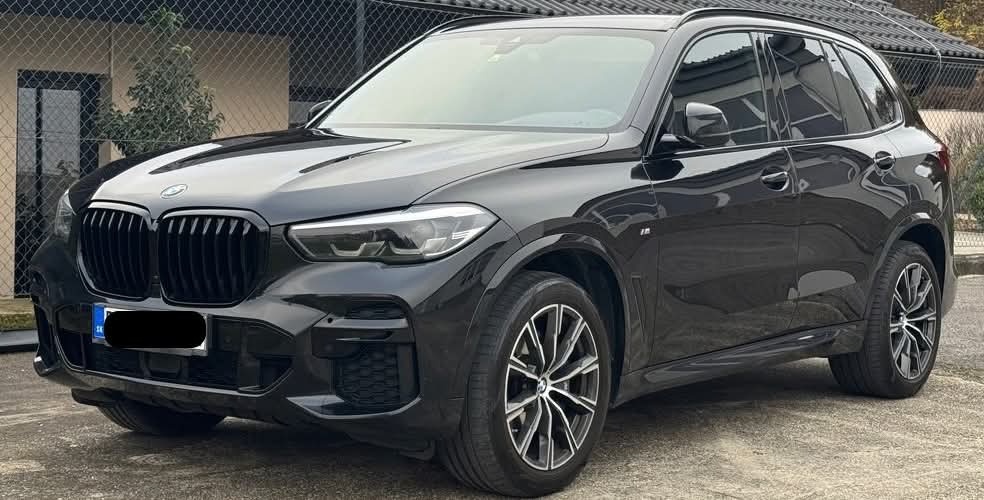 BMW X5 xDrive30d mHEV rok 2022 1.majiteľ