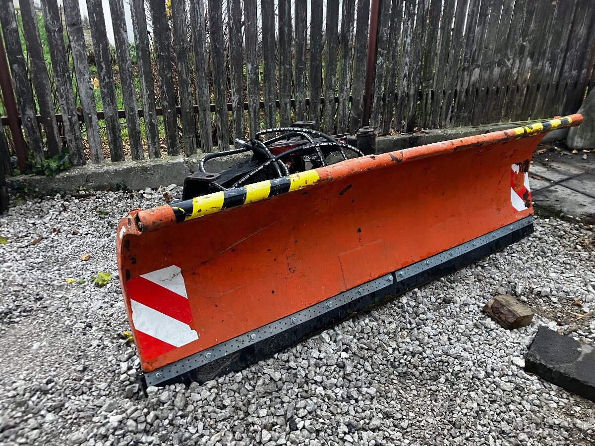 Snežná radlica / pluh na Multicar M25