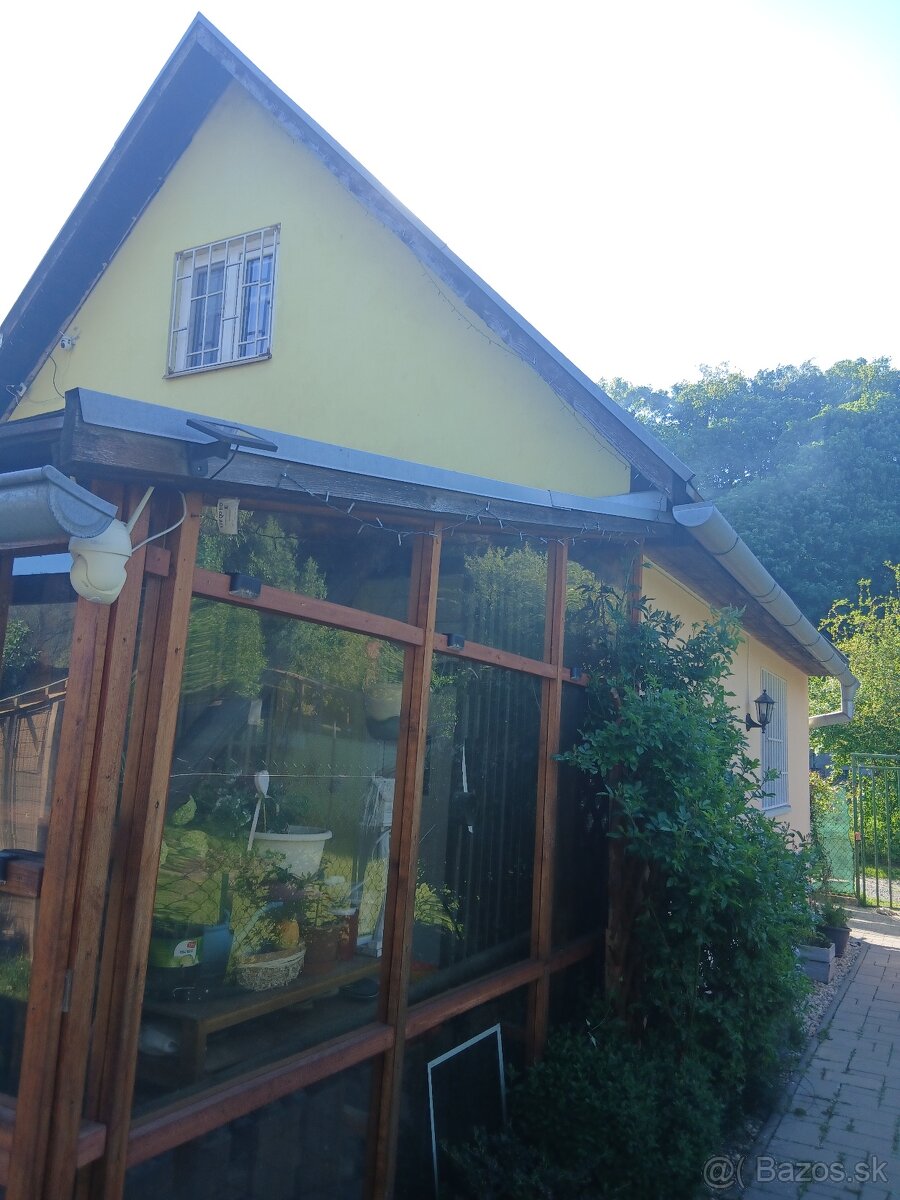 Znížená cena Celoročná chata/domček s bazénom