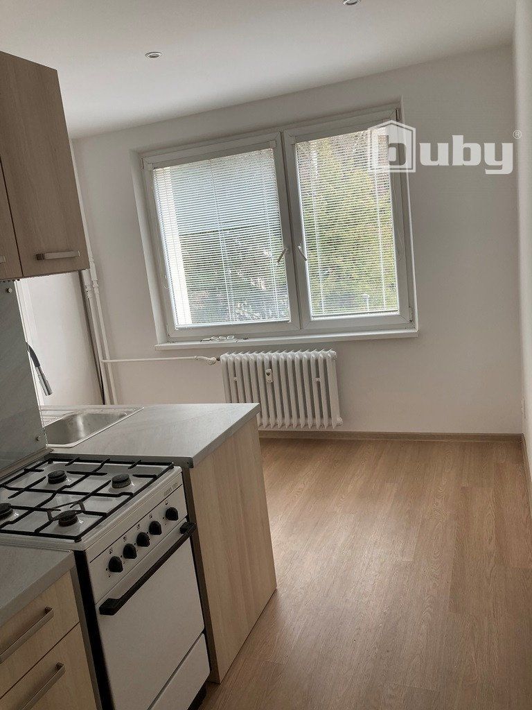 PRENÁJOM 2 IZBOVÝ BYT 60 M2, LÁNSKA POVAŽSKÁ BYSTRICA