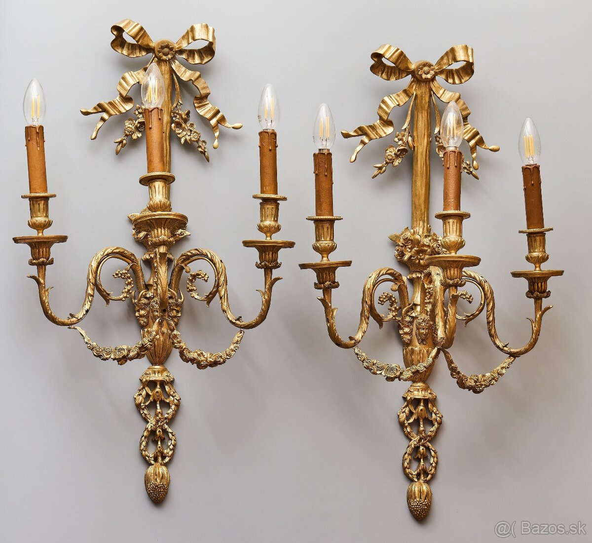 Luxusné nástenné lampy neoklasicistické – pozlátený bronz