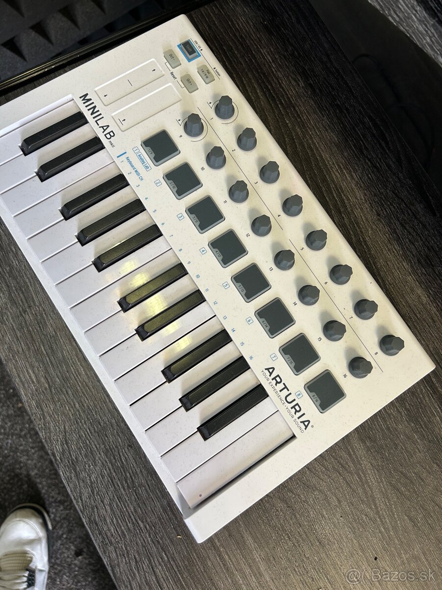 Klávesy Arturia minilab mk2
