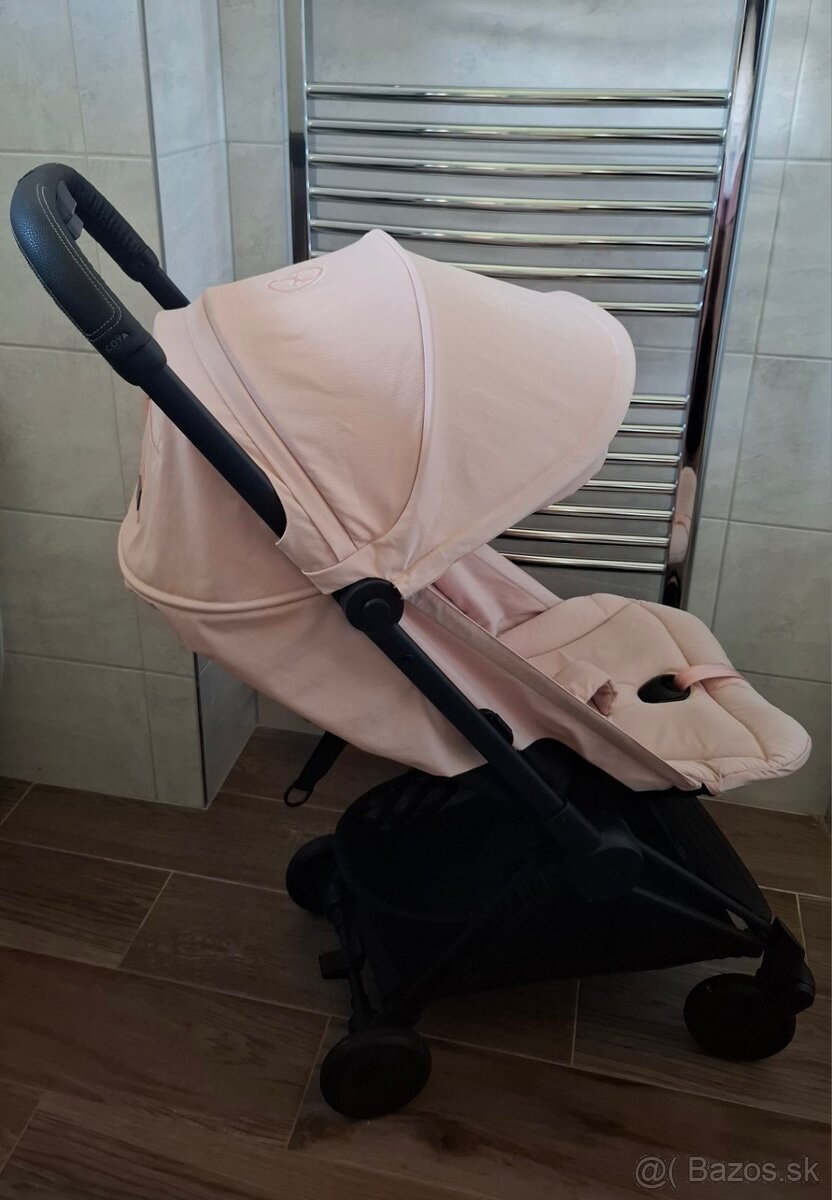 Cybex coya