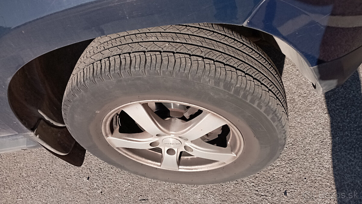 Predám jazdené pneumatiky 215/65 R16 letné