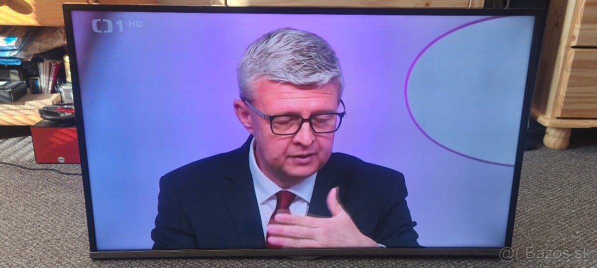 Predám TV LED Samsung UE32J5100AE+DO