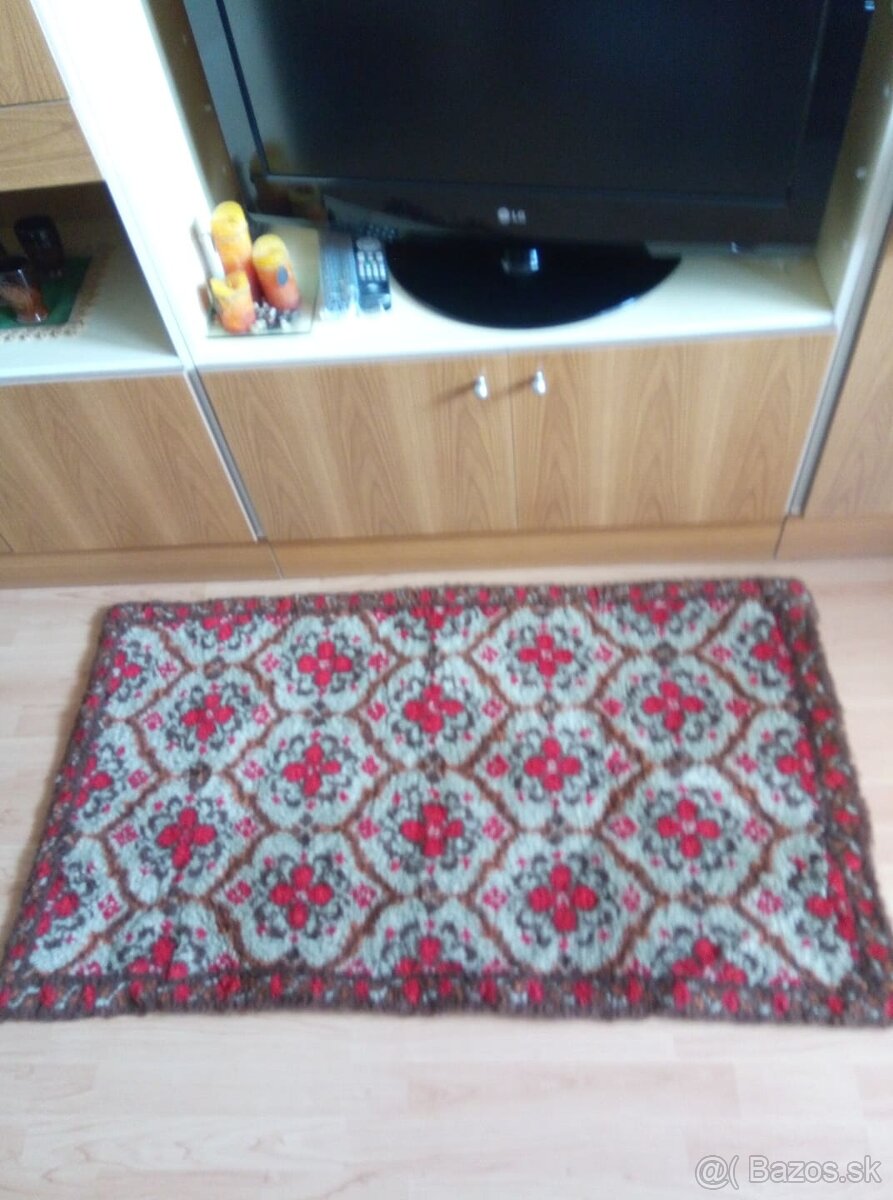 Chemlonový koberec