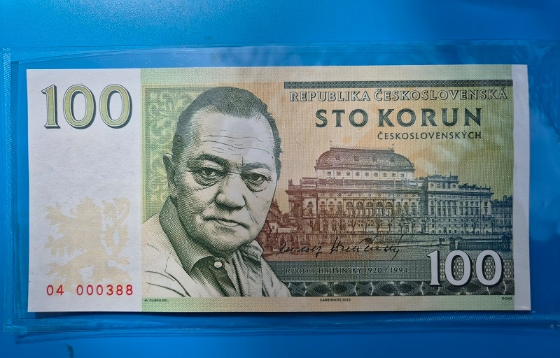 100 Hrušinský, Gabriš