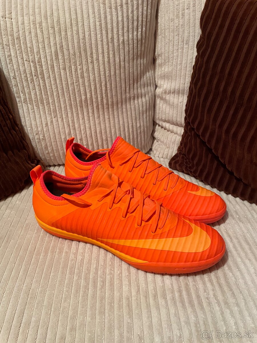 Halovky Nike MercurialX
