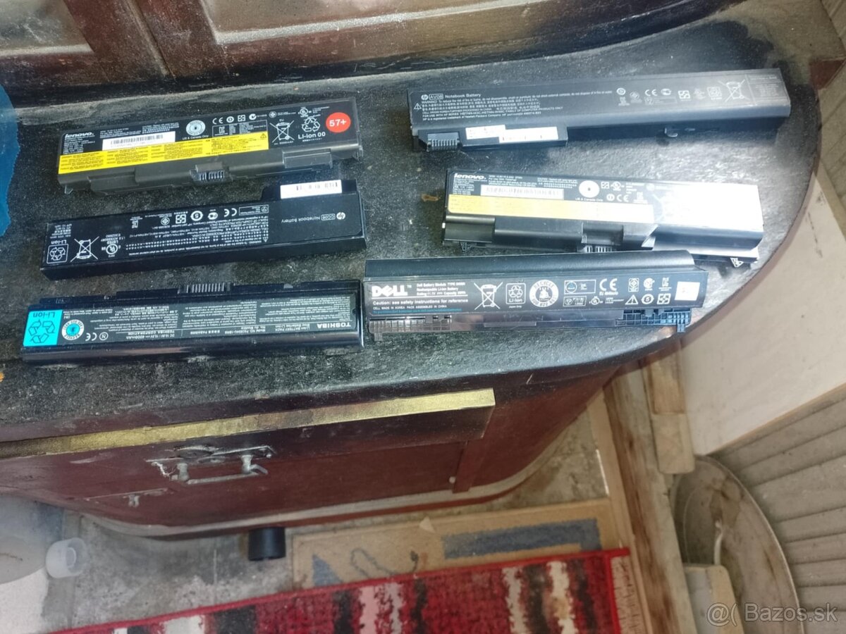 Predam vymenim za Trojkove ramku 8gb