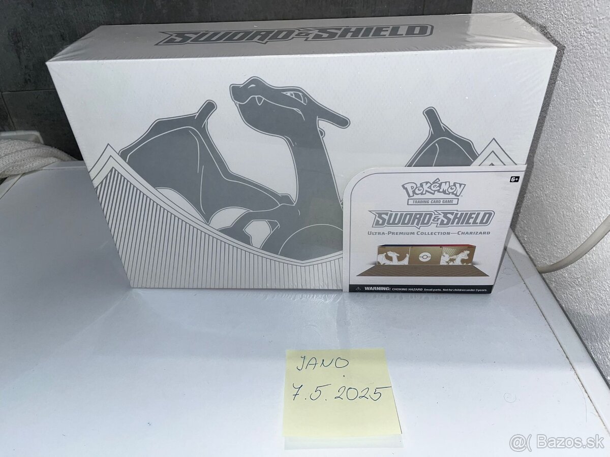 Pokemon - charizard box