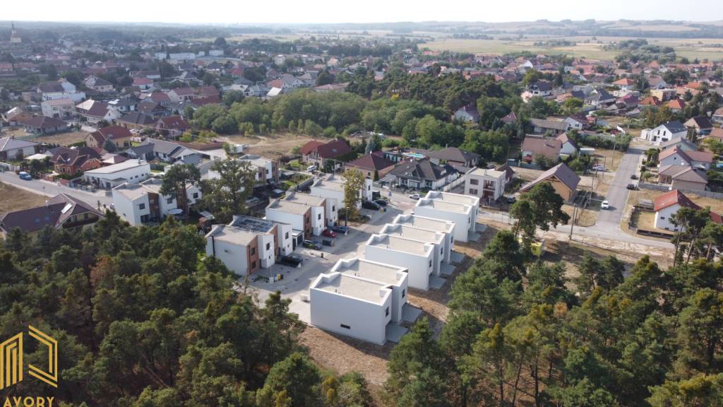POD LESÍKOM 5 - IZB.NOVOSTAVBA PRIAMO PRI LESE,BOR. MIKULÁŠ