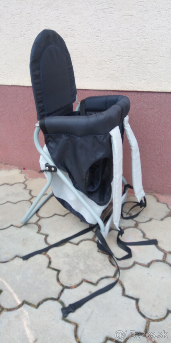 Turistický nosič na deti