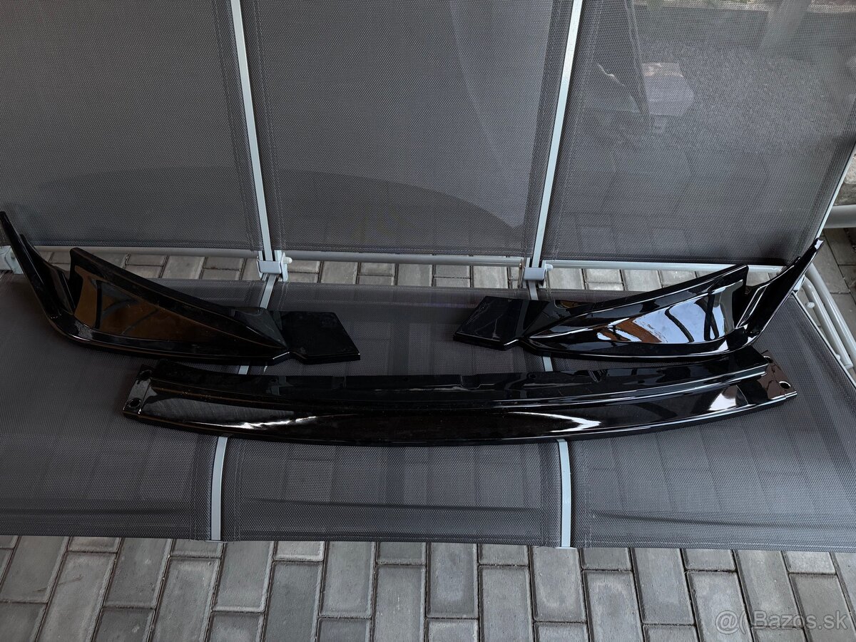 BMW M3/M4 G80/G82 predné lipko