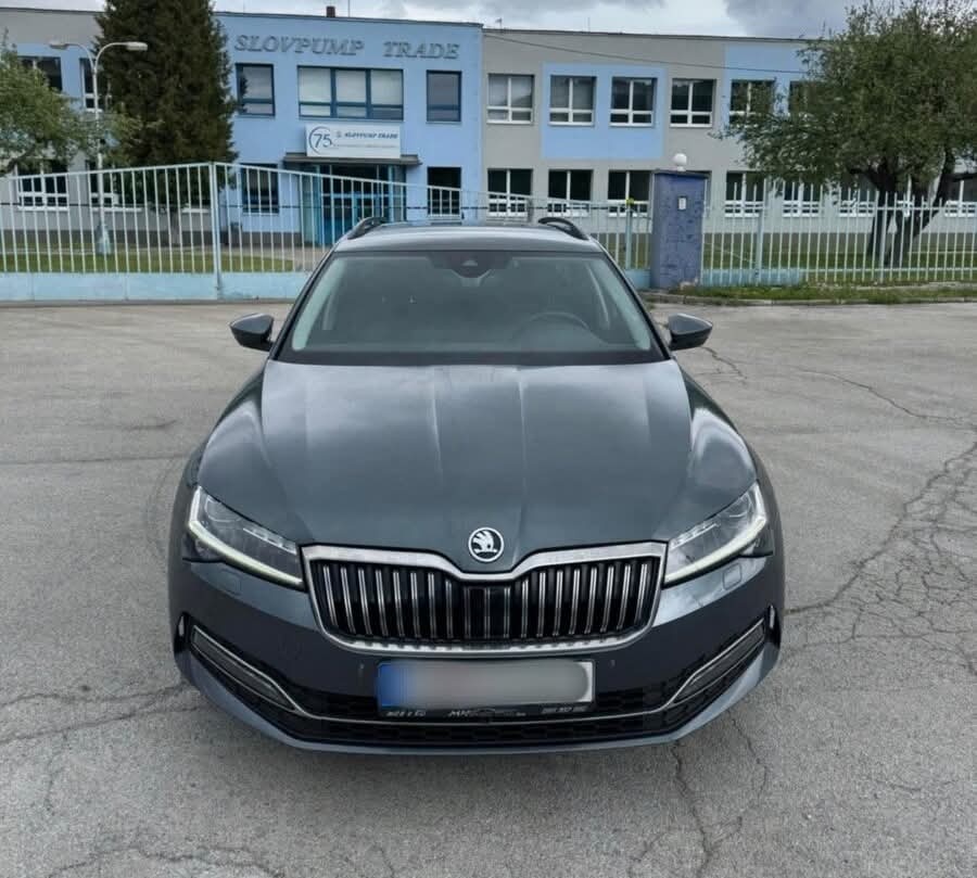 Škoda Superb 2.0 TDI 140kw 4x4 DSG