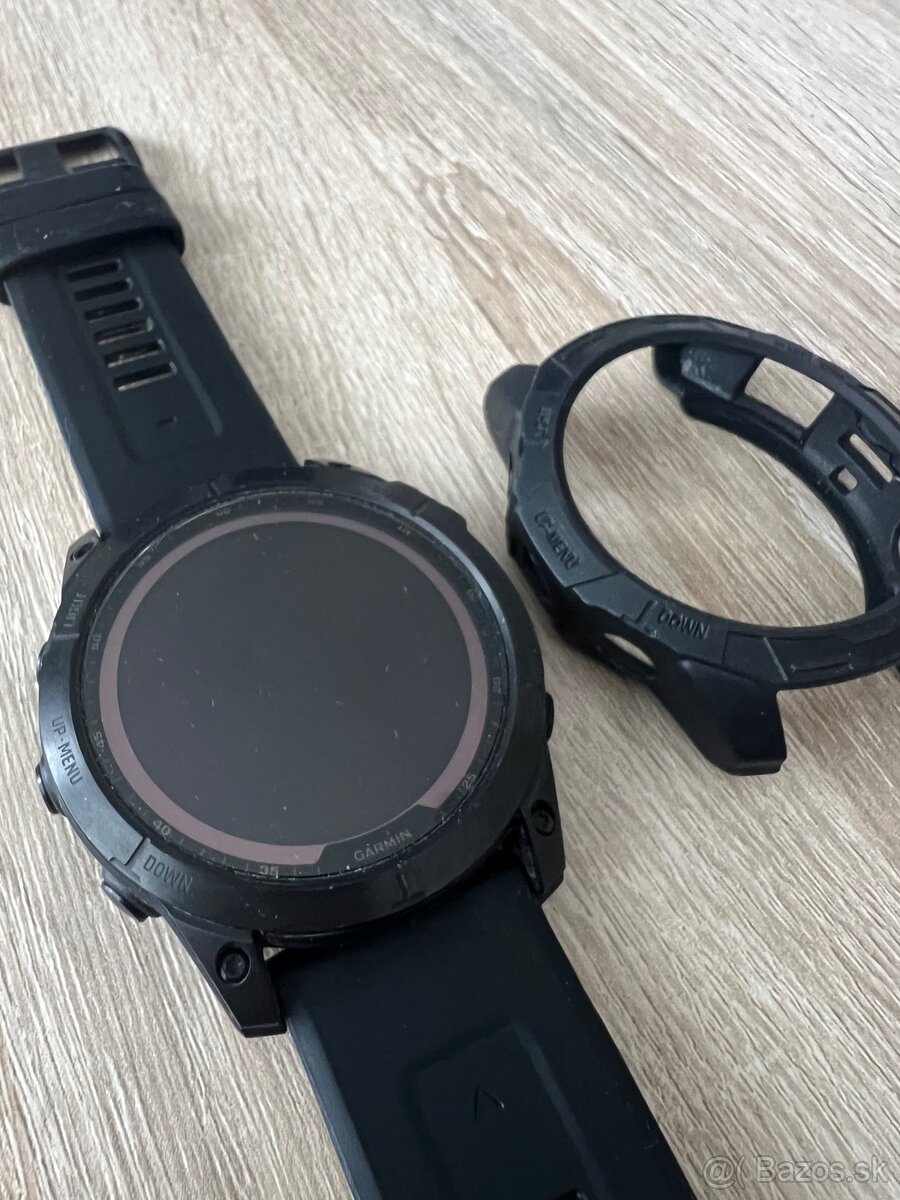Garmin fenix 8 a Garmin 7X saphir solar
