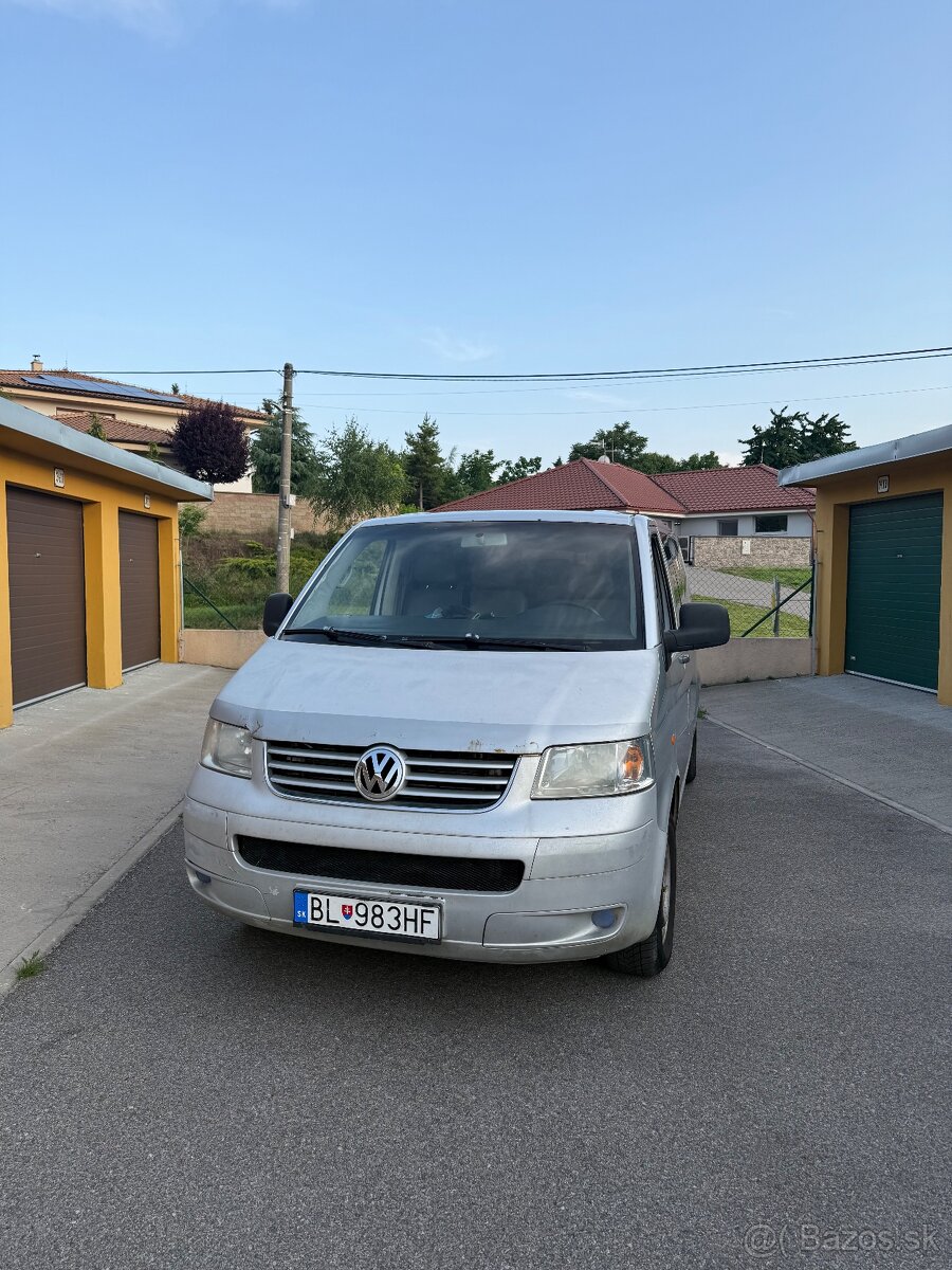 Volkswagen Transporter 2.5tdi 96kw long 9 miestn