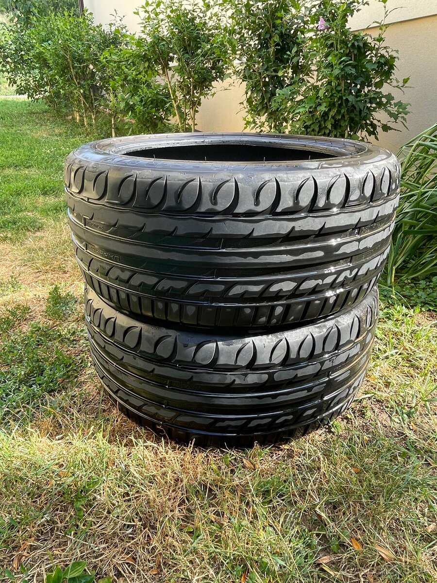 Letné pneu R18 245/40 97Y
