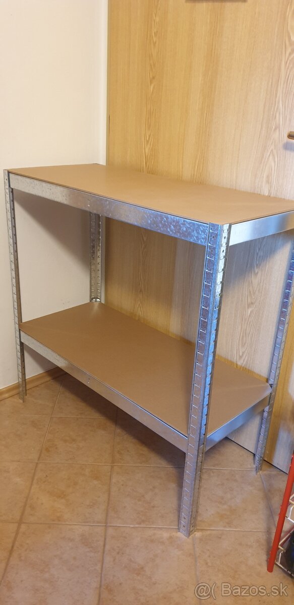 REGAL pozinkovaný ....