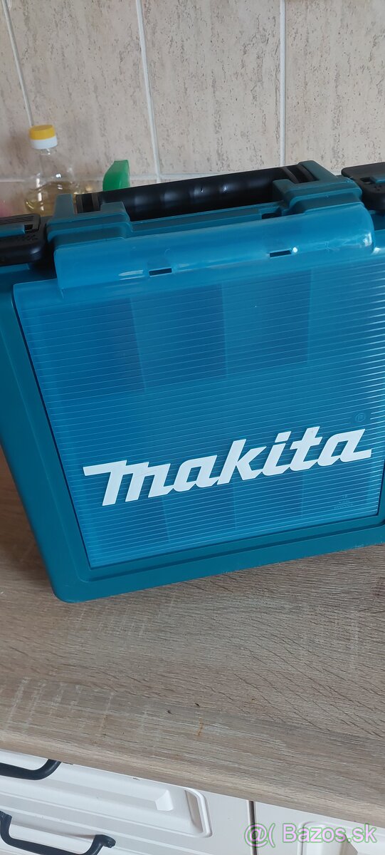Vrtacka makyta hp1630k