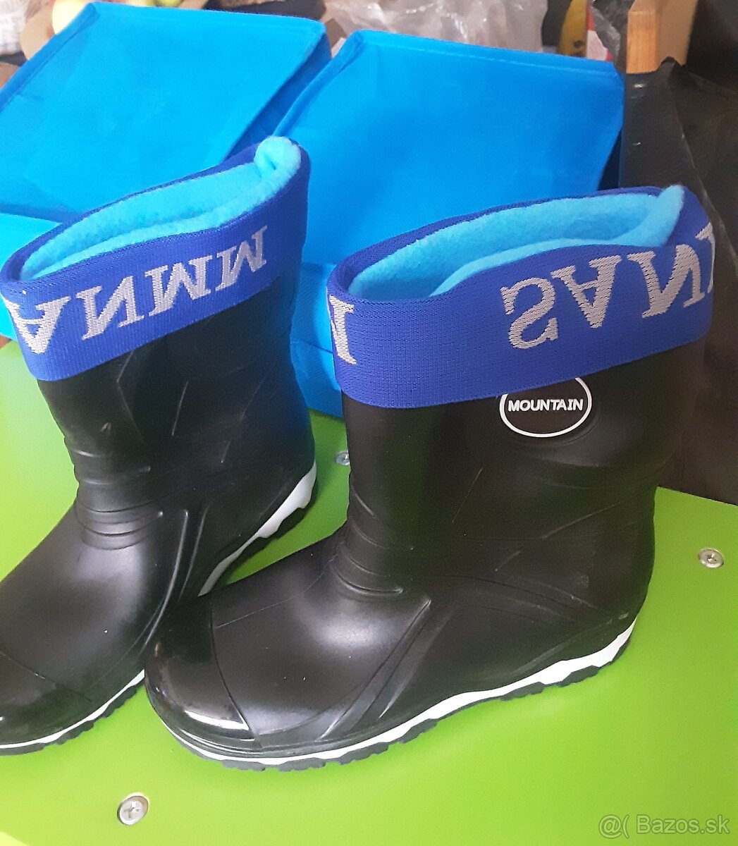 Predaj  športovej obuvi č.15,34 a čižiem  č.33