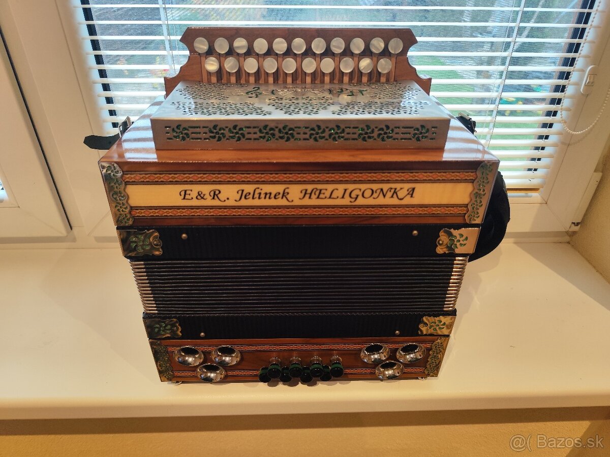 Heligonka jelinek cf