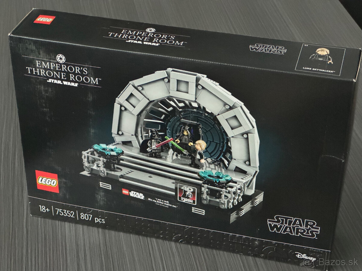 LEGO Star Wars 75352 - Emperor's Throne Room Diorama