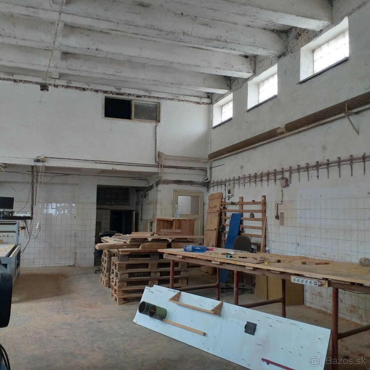 Komerčný, polyfunkčný objekt - železničná stanica, rýchlostn