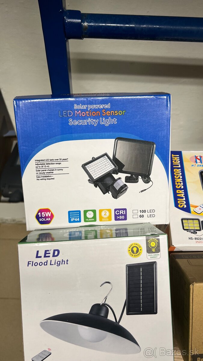 Solárna lampa s oddeleným solarom 50/100w