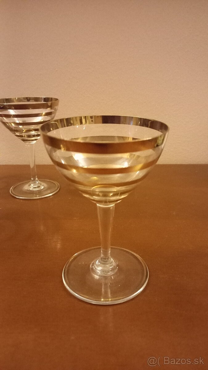 Dzban na vodu pohariky na aperitiv,suprava na kavu-caj