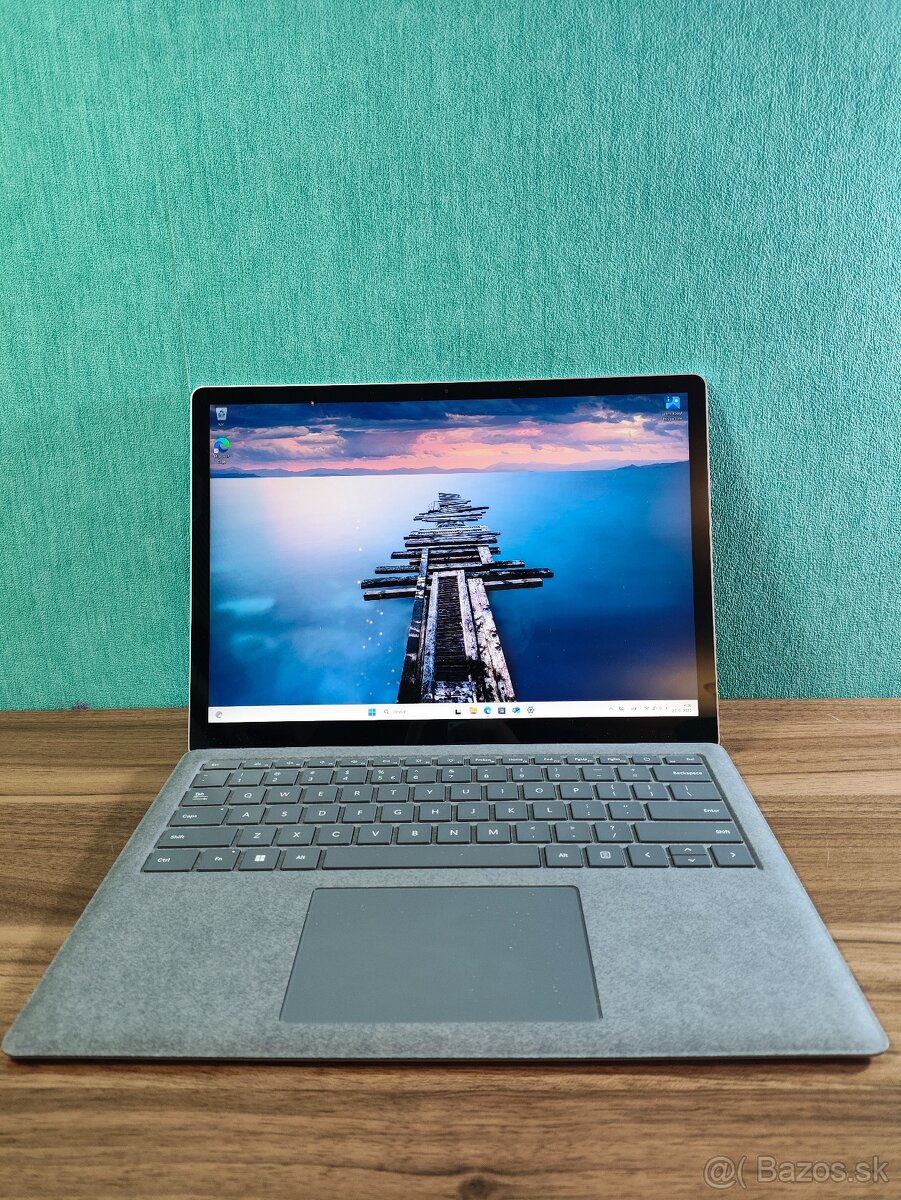 Microsoft Surface Laptop 5 | i5 • 16 GB RAM • 512 GB SSD