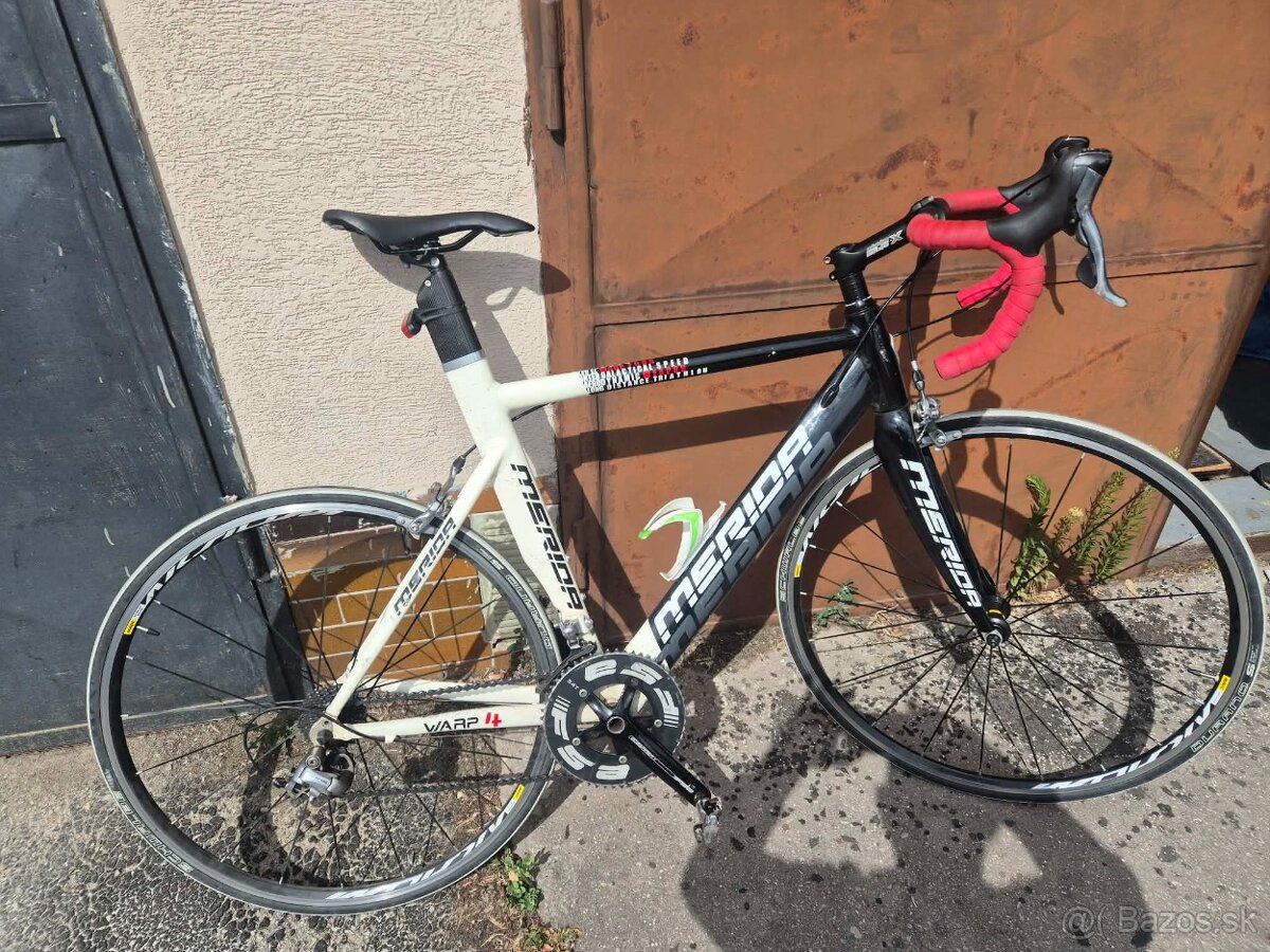 Cestný bicykel Merida
