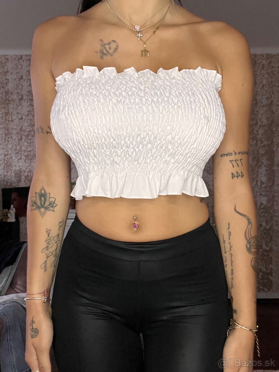 Biely krátky top