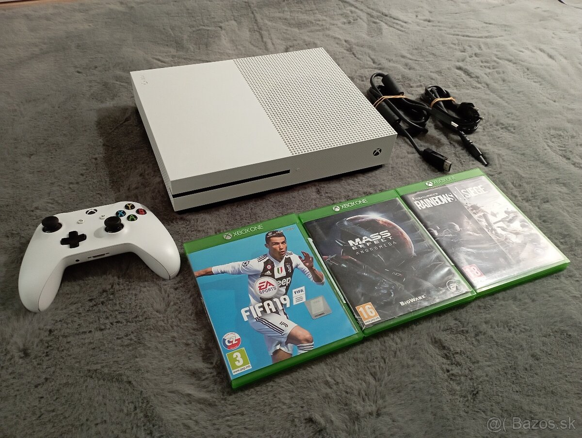 XBOX ONE S 500GB HDD