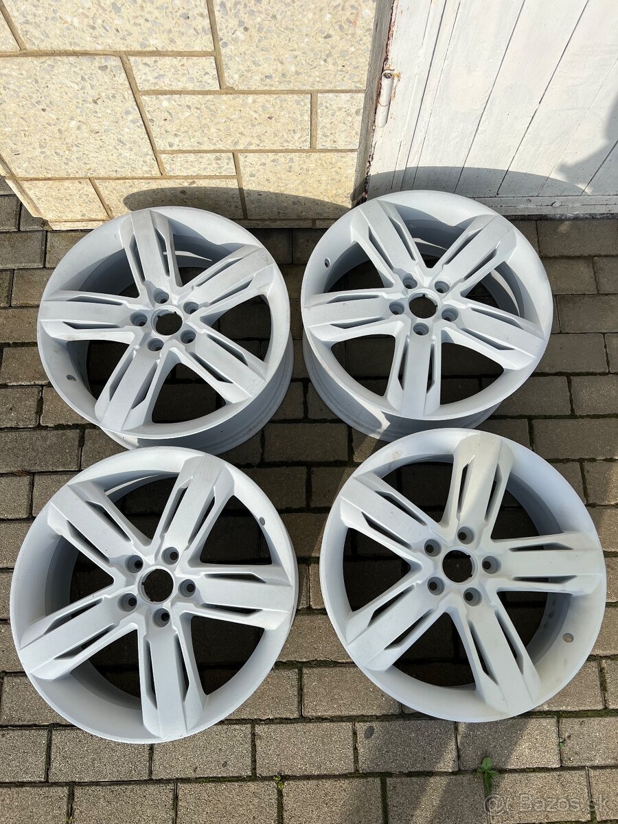 Predám ALU disky elektróny SEAT LEON FR ROBAL