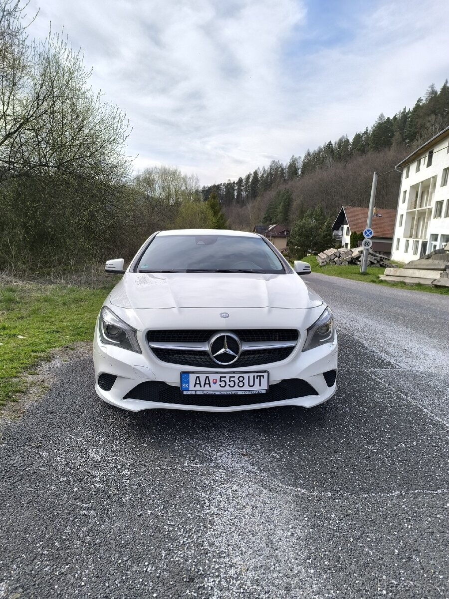 Mercedes Benz CLA Shooting Brake 200CDI