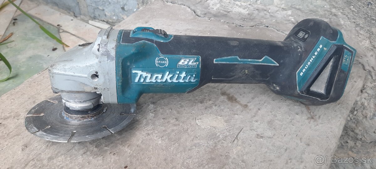 Makita