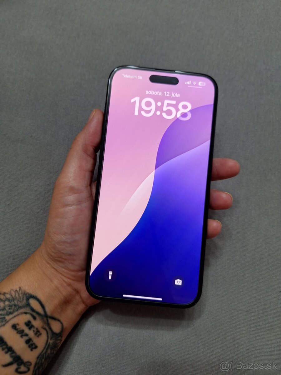 iPhone 16 plus