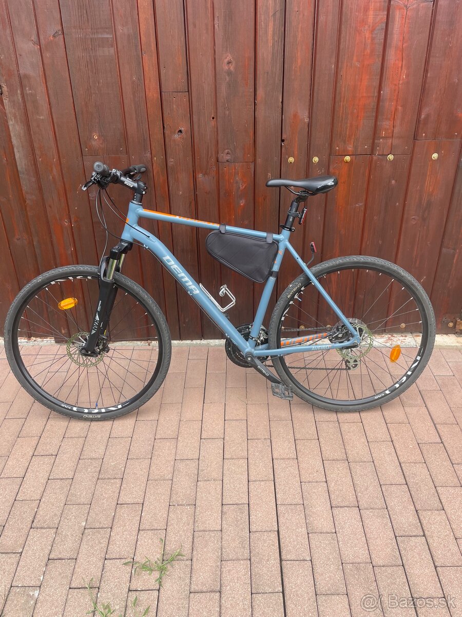 Dema Aveiro 5.0 Cross Series – veľmi pekný krosový bicykel