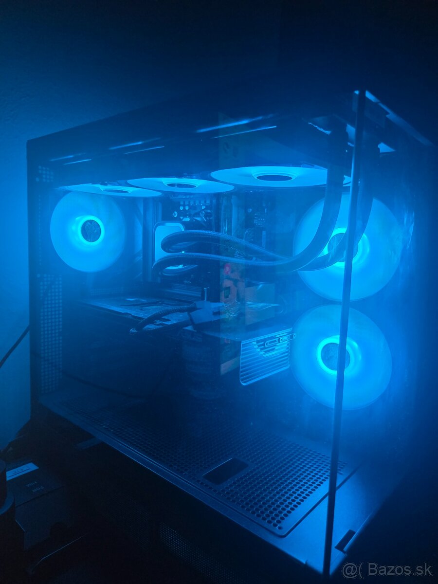 NA Všetko Zaruka Nedupaný HERNY PC RTX 5070 32GB RAM 2TB SSD