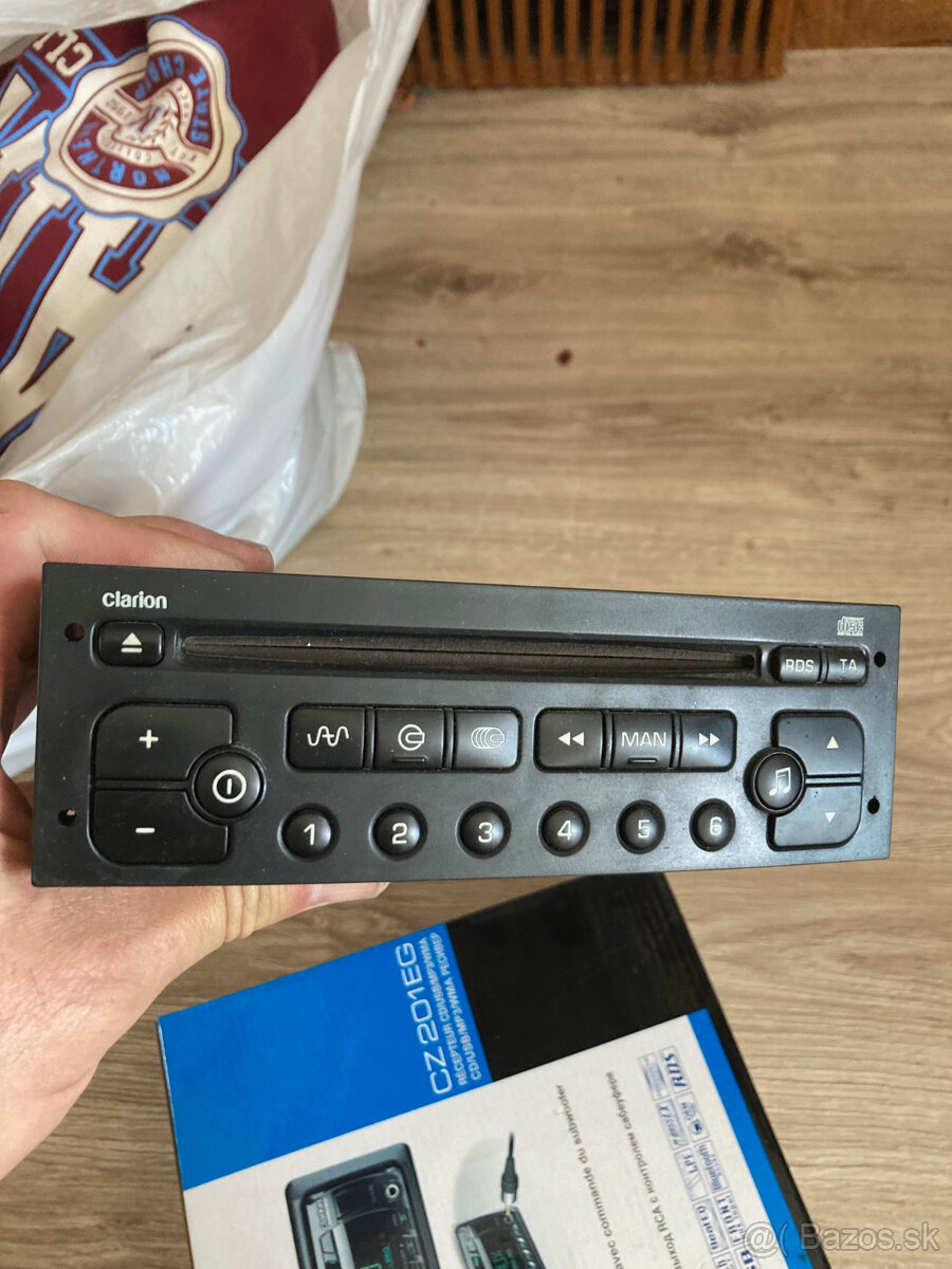 Clarion model PU 247 1A (E)