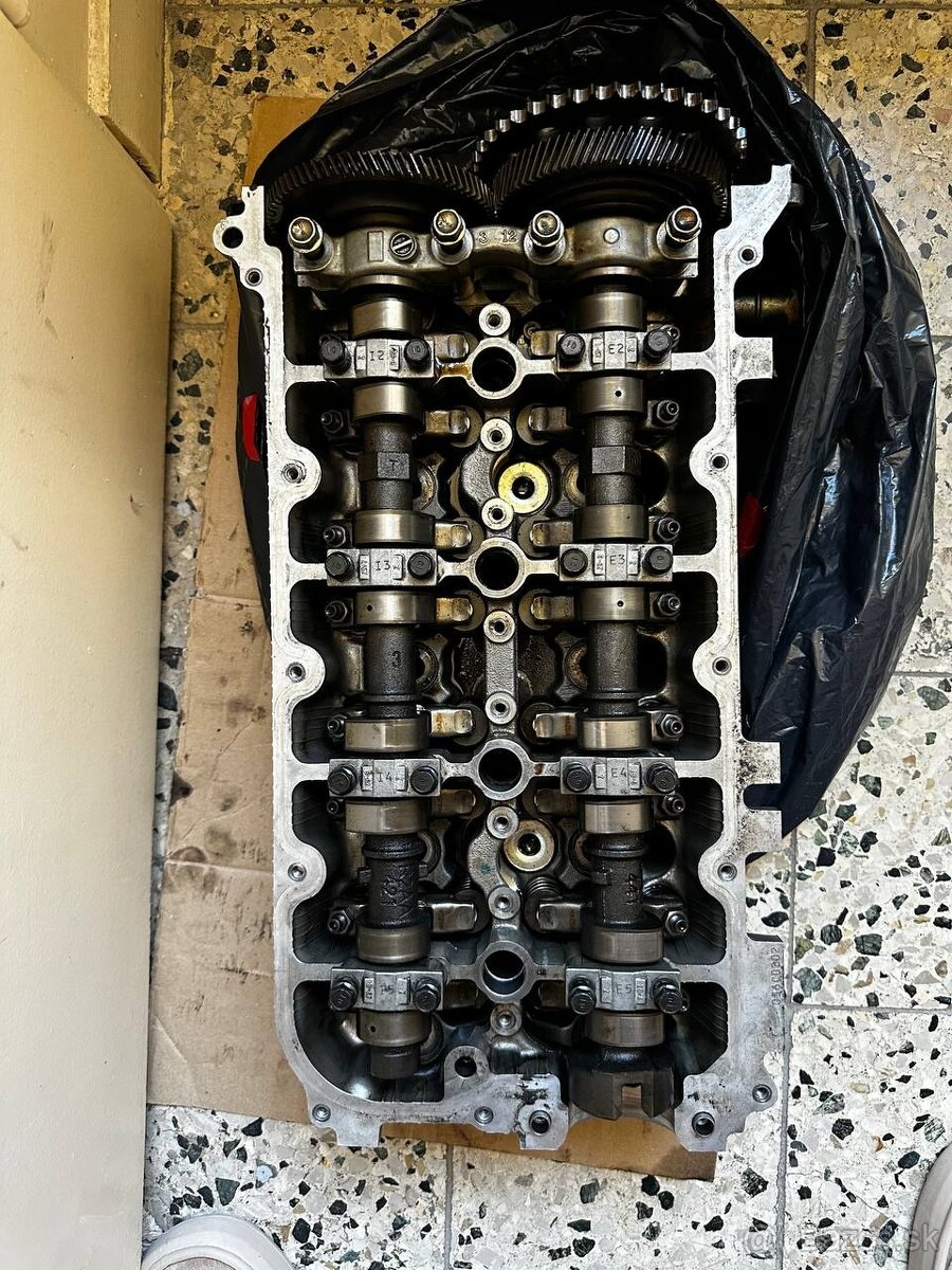 Hlava valcov 2.2 nafta MZR-CD