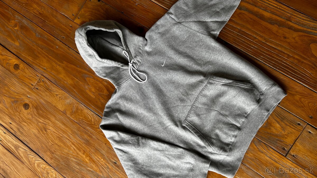 Nike Swoosh