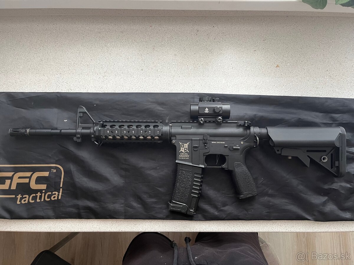 Airsoftová replika Delta Armory AR-15 + výstroj