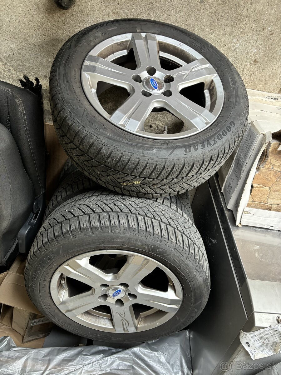 Zimné pneumatiky 215x55 R16 s diskami