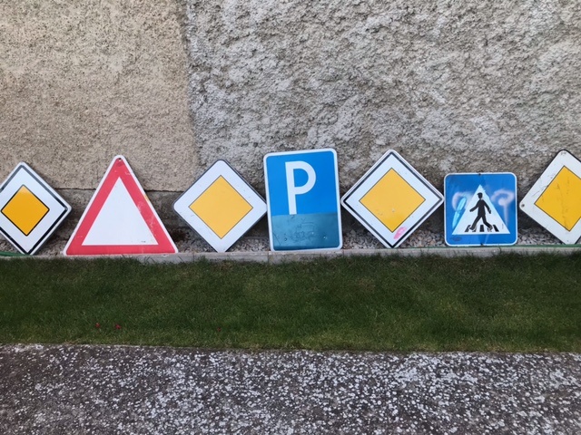 Dopravné značky  - tabule