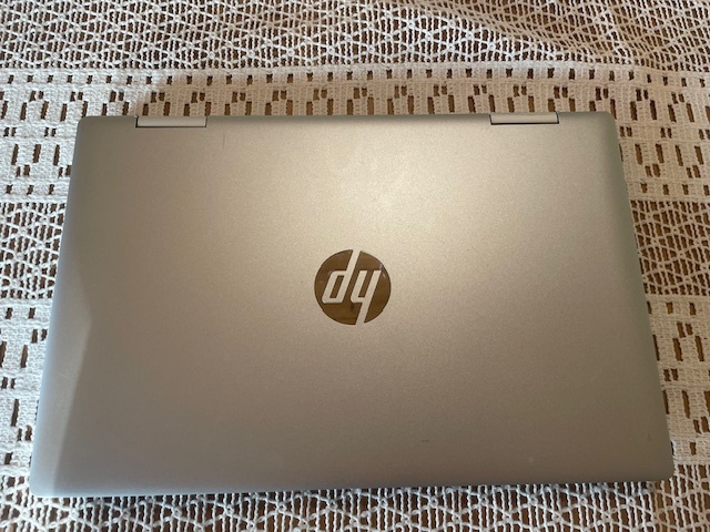 Paradány HP Pavilion x 360 s procesorom 13 generácie
