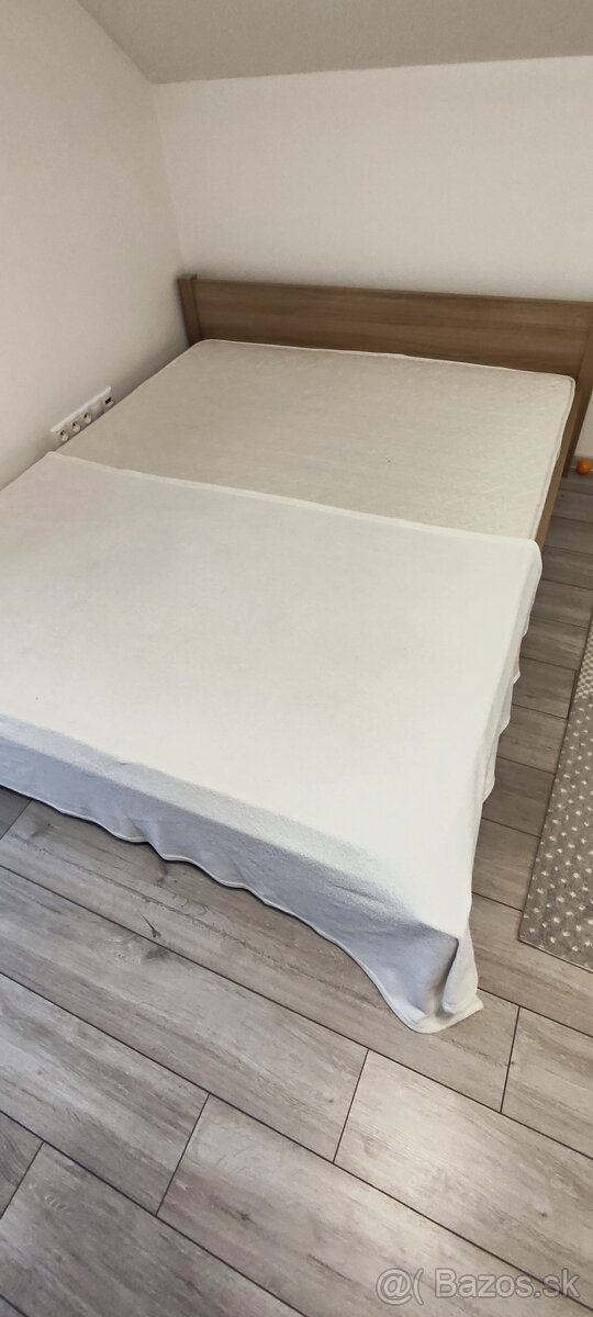 Manželská posteľ 180x200