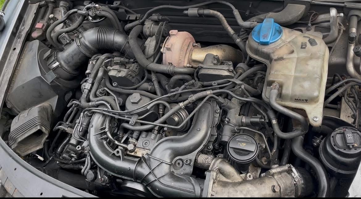 Predám motor Audi a6 c6 165kw BMK