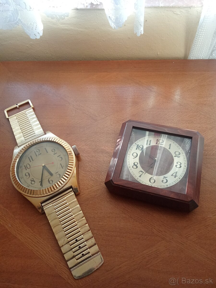 Retro hodiny.