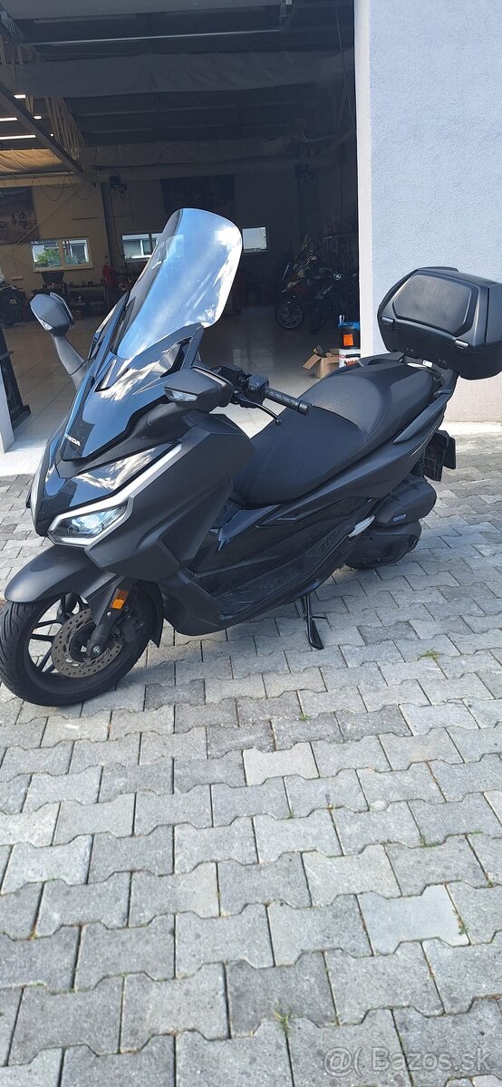 Honda Forza 125_2025